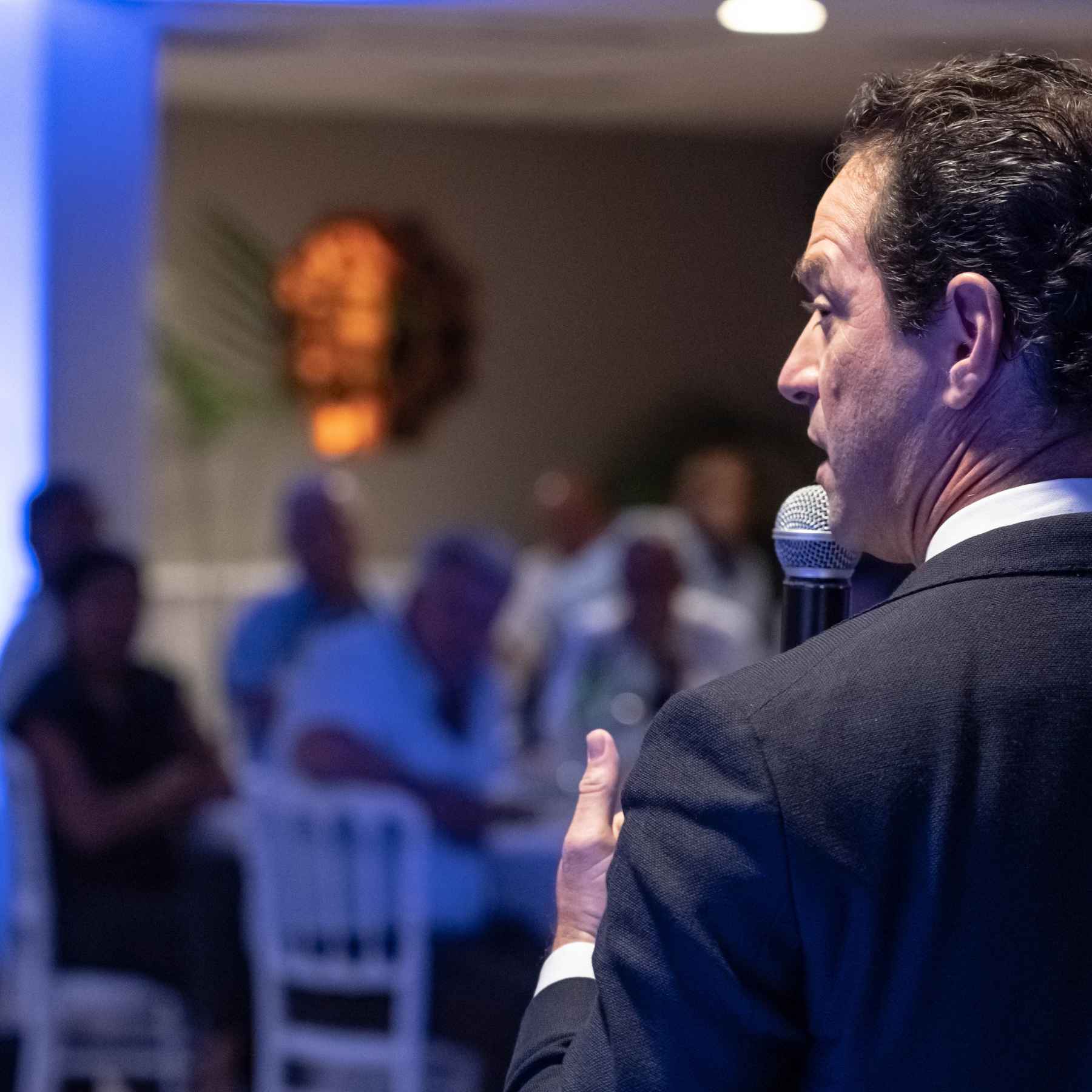 fond dîner debat 6